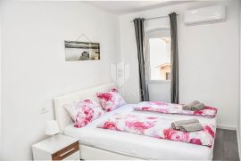 Dvosoban stan sa terasom u srcu Rovinja, Rovinj, Appartment