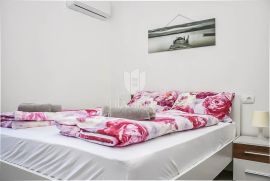 Dvosoban stan sa terasom u srcu Rovinja, Rovinj, Appartment