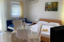 Apartmanska kuća na prodaju, Medulin, Istra, Medulin, Kuća