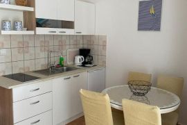 Apartmanska kuća na prodaju, Medulin, Istra, Medulin, Kuća