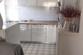 Hvar, Zavala, komforan četverosoban stan na prvom katu, Jelsa, Appartement