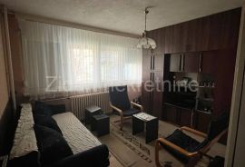 Blok 70, J.Gagarina, izvorno trosoban stan od  80m2, Novi Beograd, Wohnung