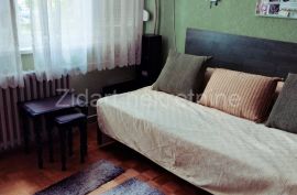 Blok 70, J.Gagarina, izvorno trosoban stan od  80m2, Novi Beograd, Appartment