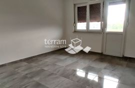 Istra, Pula, Stoja, stan 51,72m2 četvrti kat, S GARAŽOM !!, #prodaja, Pula, Kвартира