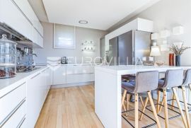 Zagreb, Šestinski vrh, luksuzan četverosoban dvoetažni stan 150 m2, Zagreb, Appartement