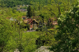 Zemljište sa započetom izgradnjom elitni dio naselja Krupa na Vrbasu, Banja Luka, Γη