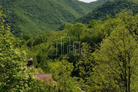 Zemljište sa započetom izgradnjom elitni dio naselja Krupa na Vrbasu, Banja Luka, Land