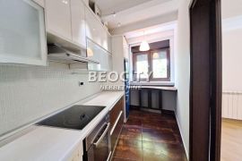 Vračar, Hram Svetog Save, , 3.0, 103m2, Vračar, Appartment