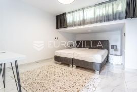 Hvar, jednosoban komforan stan s izlazom na veliku terasu- B1/S3, Hvar, Appartment