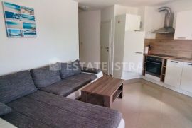 Istra, Peroj - dvosoban stan plus potkrovlje, Vodnjan, Apartamento