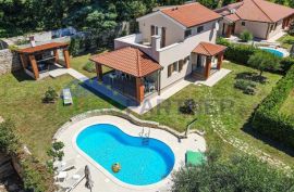 Vila s bazenom u mirnom naselju, Poreč okolica, Istra, Poreč, House