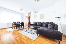 Zagreb,Gornji Bukovac, dva stana ( peterosobni +) 151,75 m2, Zagreb, Appartement