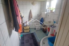 Smederevo - Senjak - 130m2 + 4,51ar ID#18024, Smederevo, House