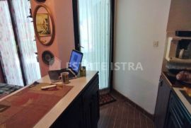 Barbariga stan u prizemlju s dvorištem 65 m2, Vodnjan, Flat