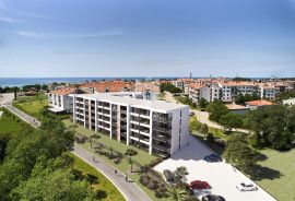 Umag, stan u izgradnji sa liftom i pogledom na more!, Umag, Appartement