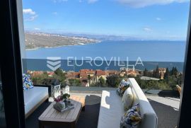 Opatija, prekrasan penthause NKP 228 m2 s besprijekornim pogledom, Opatija, Διαμέρισμα