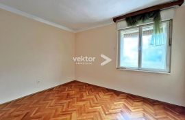 Trsat, etaža s dodatnim objektom i okućnicom, pogled na more, Rijeka, Apartamento