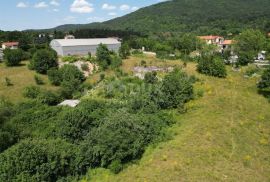 MATULJI, JURDANI, RUPA- građevinsko zemljište 6750m2 s GRAĐ. DOZVOLOM za halu i poslovno stambenu zgradu, Matulji, Arazi