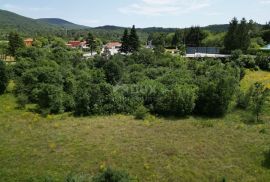 MATULJI, RUPA - građevinsko zemljište 15000 m2 u komercijalnoj zoni, Matulji, Terreno