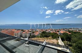 Crikvenica stan novogradnja sa dva parkinga, Crikvenica, Appartment