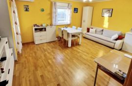 Stan 2S+DB na prodaju, Pula, Istra, Pula, Apartamento