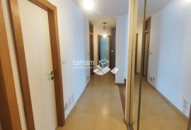 Istra, Pula, stan 122m2, 3SS+DB, TOP LOKACIJA, garaža #prodaja, Pula, Διαμέρισμα