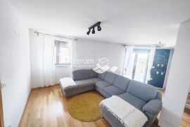 Istra, Pula, stan 122m2, 3SS+DB, TOP LOKACIJA, garaža #prodaja, Pula, Διαμέρισμα