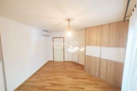 Istra, Pula, stan 122m2, 3SS+DB, TOP LOKACIJA, garaža #prodaja, Pula, Διαμέρισμα