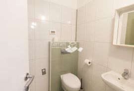 Istra, Pula, stan 122m2, 3SS+DB, TOP LOKACIJA, garaža #prodaja, Pula, Διαμέρισμα