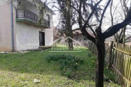 Topola - Rudnik - Gornja Šatornja - 160m2 + 4ha ID#18038, Topola, House