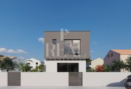 Dvojna kuća P+1 134m2+ okućnica 170m2, Vodice, Casa