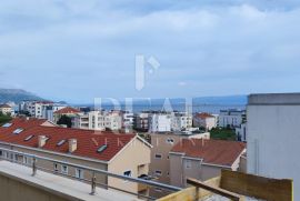 Žnjan Penthouse 90m2 2S+DB, Split, Appartment