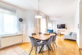 Zagreb Rudeš prekrasan četverosoban stan 105 m2, Zagreb, Appartment