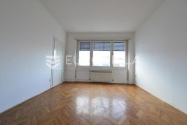 Zagreb, Kvatrić, trosoban stan NKP 124m2, Zagreb, Apartamento