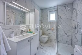 Istra, Murine, predivan stan s tri spavaće sobe NKP 80,5m2, Umag, Apartamento