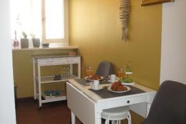 Studio apartman +poslovni prostor u centru, Poreč, Istra, Poreč, Appartement