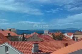 CRIKVENICA - kuća u centru Crikvenice 145 m2, Crikvenica, Maison