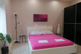 CRIKVENICA - kuća u centru Crikvenice 145 m2, Crikvenica, Maison