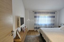 ISTRA, PULA - Kvalitetna obiteljska apartmanska kuća na atraktivnoj lokaciji, Pula, Casa