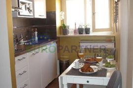 Istra, Poreč, Studio apartman sa poslovnim prostorom u centru grada Poreča, Poreč, Flat