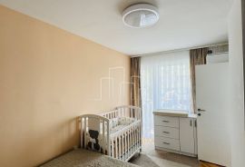 Trosoban renoviran stan Koševsko Brdo prodaja, Sarajevo Centar, Appartment