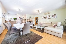 Zagreb, Vrbani, elegantan peterosoban stan u blizini Jaruna, Zagreb, Appartement