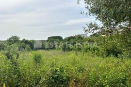 Na prodaju građevinsko zemljište u Vinkuranu, Medulin, Terrain