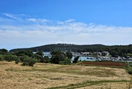 ISTRA, POMER - Uredno građevinsko zemljište s pogledom na more, Medulin, Terra