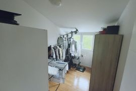 Pomer dva stana po 60m2 ,400m od mora !, Medulin, Appartment