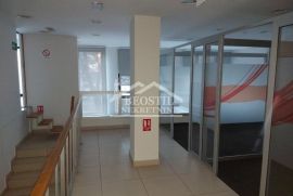 Vračar - Kalenić pijaca - 180m2 ID#19096, Vračar, Propriedade comercial