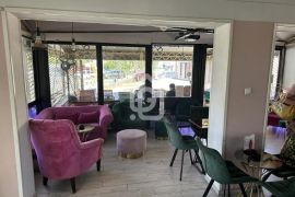 Razređen posao-kafe bar, dve bašte 40m2 i 25m2 ID#1423, Obrenovac, Apartamento