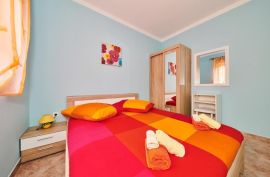 Apartmanska kuća nedaleko mora, Umag, Istra, Umag, Casa