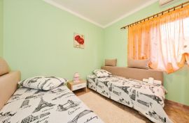 Apartmanska kuća nedaleko mora, Umag, Istra, Umag, Casa