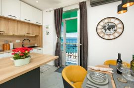 OPATIJA, CENTAR - Stan 20 m od mora s 2 balkona, Opatija, Apartamento